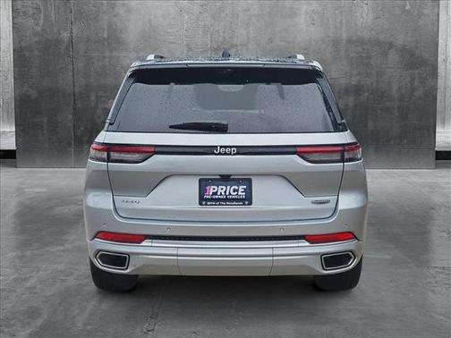 2023 Jeep Grand Cherokee Summit