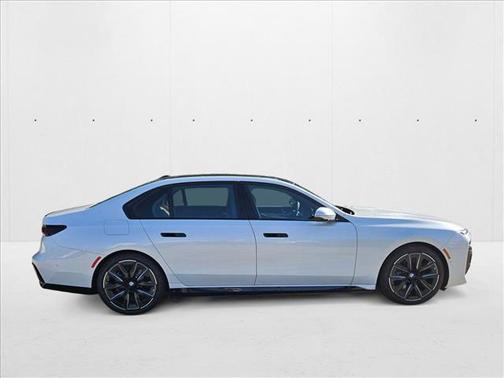 2025 BMW i7 eDrive50