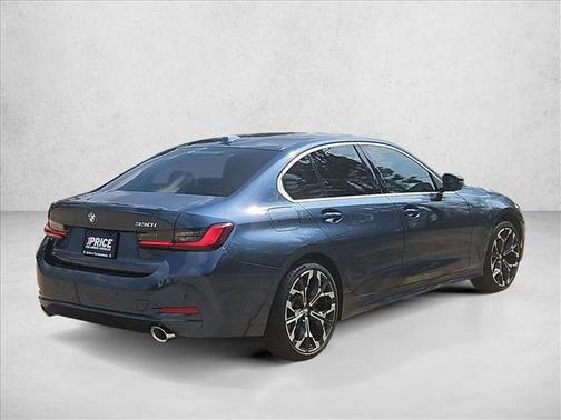 2025 BMW 330 330i Sedan