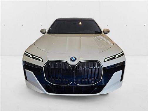 2025 BMW i7 xDrive60