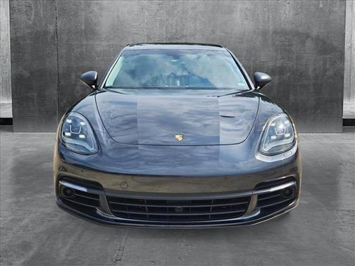 2018 Porsche Panamera E-Hybrid 4