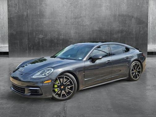 2018 Porsche Panamera E-Hybrid 4