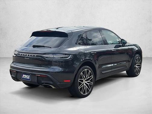2023 Porsche Macan AWD