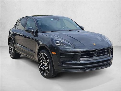 2023 Porsche Macan AWD