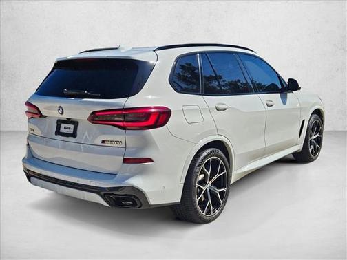 2021 BMW X5 M50i