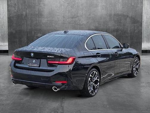 2025 BMW 330 i