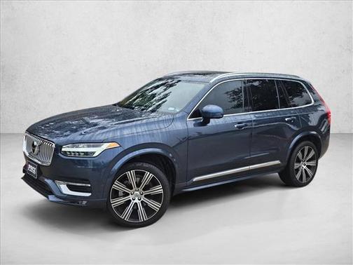2022 Volvo XC90 T6 Inscription