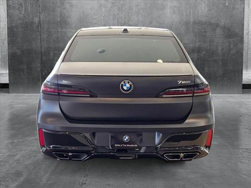2025 BMW 760 i xDrive