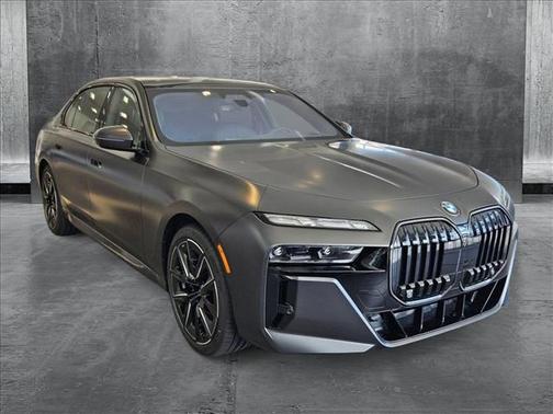 2025 BMW 760 i xDrive