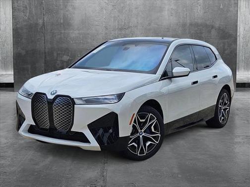 2025 BMW iX xDrive50