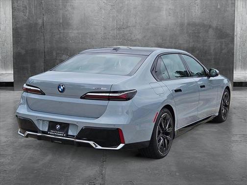 2025 BMW i7 eDrive50