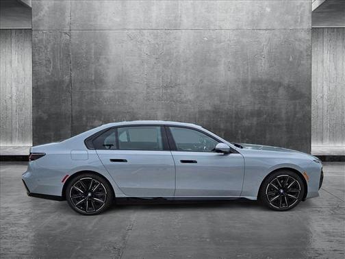 2025 BMW i7 eDrive50