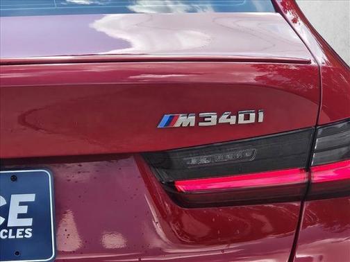 Melbourne Red Metallic 2023 BMW M340 M340i