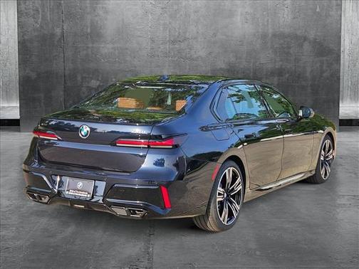 2025 BMW 760 i xDrive