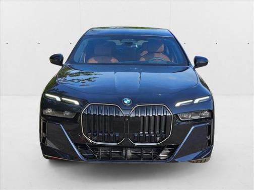 2025 BMW 760 i xDrive