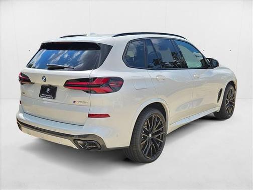 2026 BMW X5 M60i