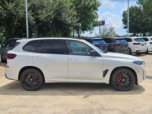 2026 BMW X5 M60i