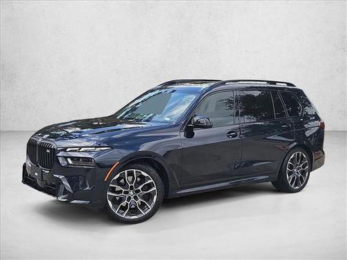 2024 BMW X7 M60i