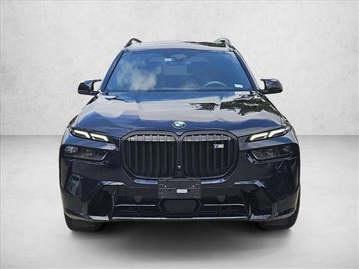 2024 BMW X7 M60i