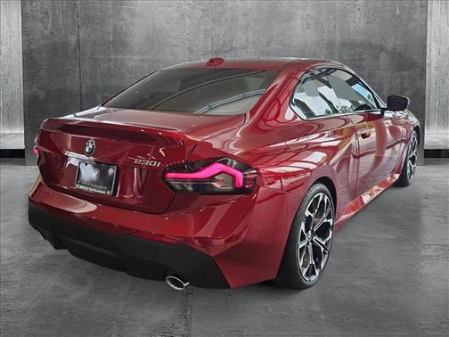 2025 BMW 230 i