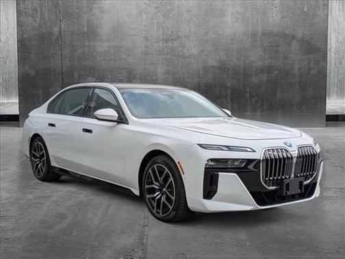 2024 BMW 740 i xDrive
