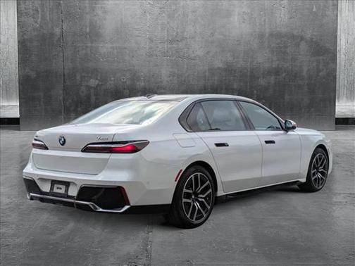 2024 BMW 740 i xDrive