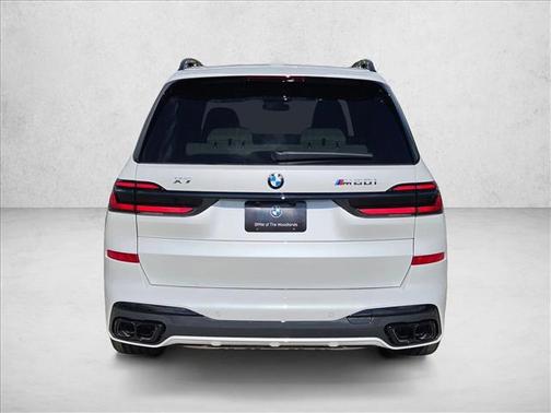2026 BMW X7 M60i