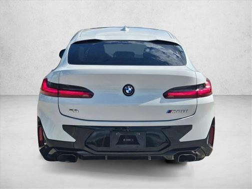 2024 BMW X4 M40i