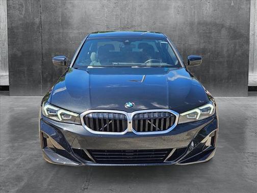 2024 BMW 330 i