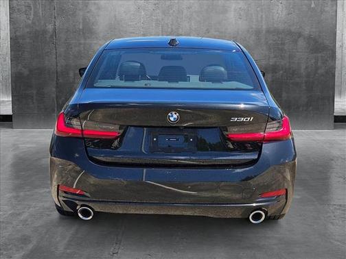 2024 BMW 330 i