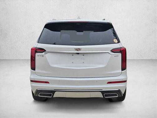 2023 Cadillac XT6 Premium Luxury FWD