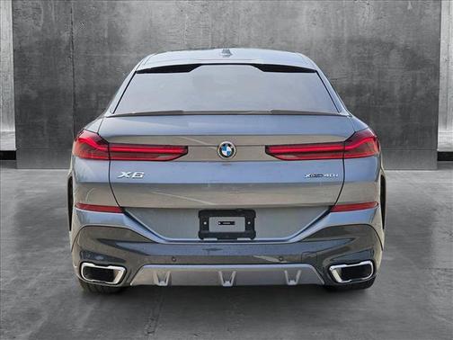 2025 BMW X6 xDrive40i