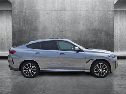 2025 BMW X6 xDrive40i