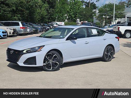Gray Sky Pearl 2023 Nissan Altima SR Intelligent AWD