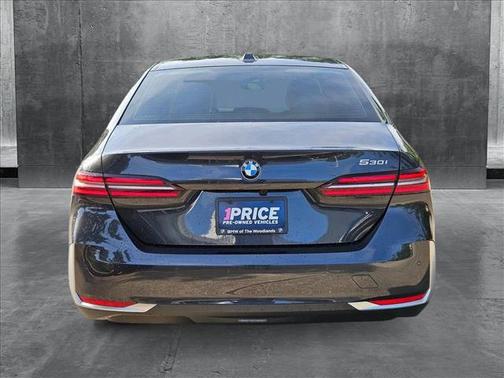 2025 BMW 530 i