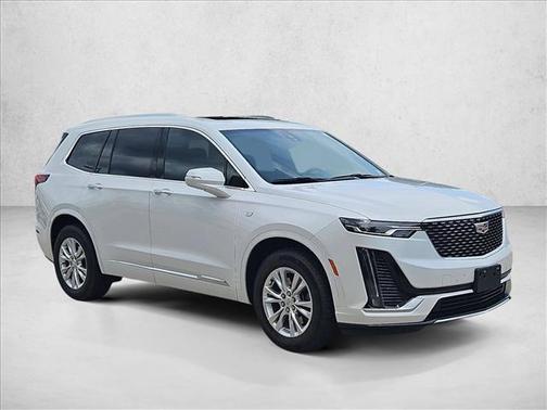 Crystal White Tricoat 2024 Cadillac XT6 Luxury FWD