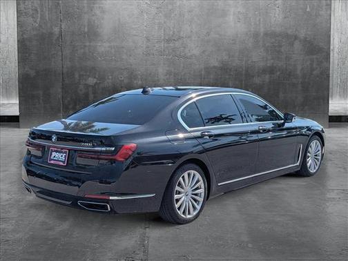 2021 BMW 740 740i