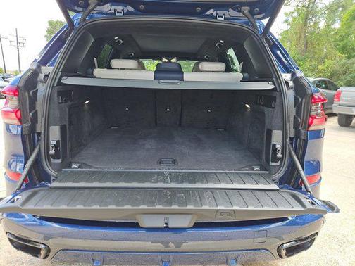 Phytonic Blue Metallic 2022 BMW X5 xDrive40i
