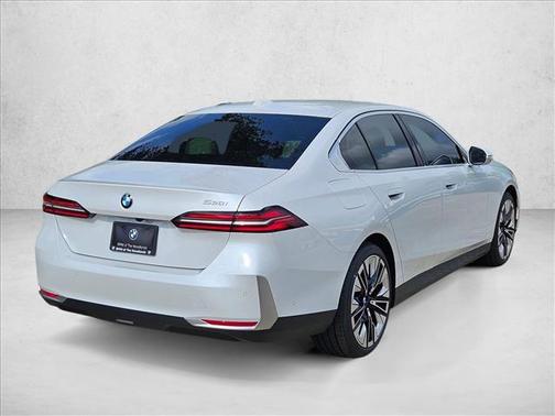 2026 BMW 530 i