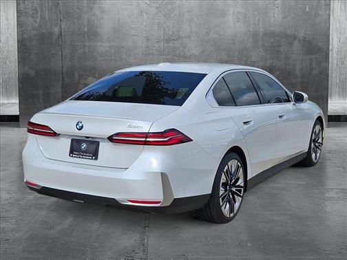 2026 BMW 530 i