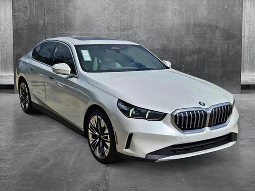 2026 BMW 530 i