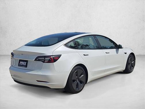 2021 Tesla Model 3 Standard Range Plus