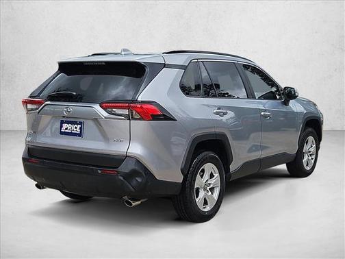 Silver Sky Metallic 2021 Toyota RAV4 XLE