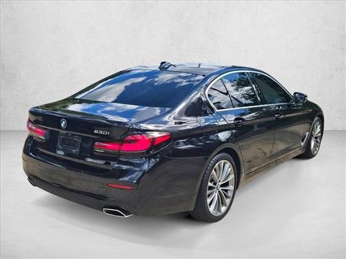 2021 BMW 530 530i