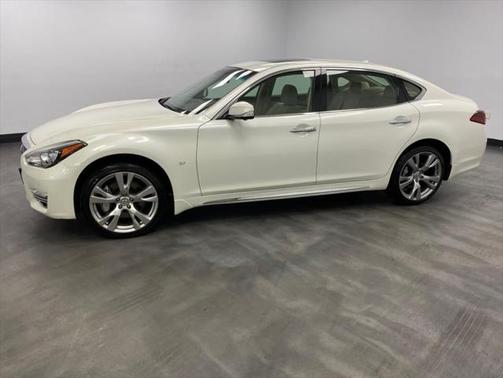 2016 INFINITI Q70L 3.7X