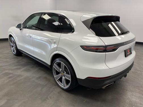 2021 Porsche Cayenne AWD