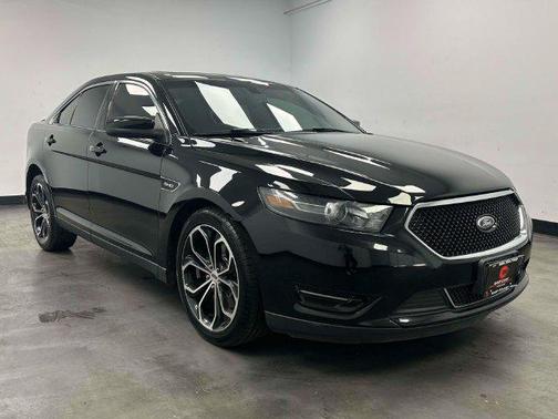 Ruby Red Metallic Tinted Clearcoat 2016 Ford Taurus SHO
