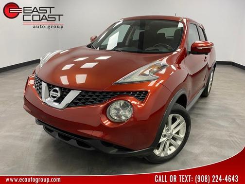 Cayenne Red 2015 Nissan Juke SV