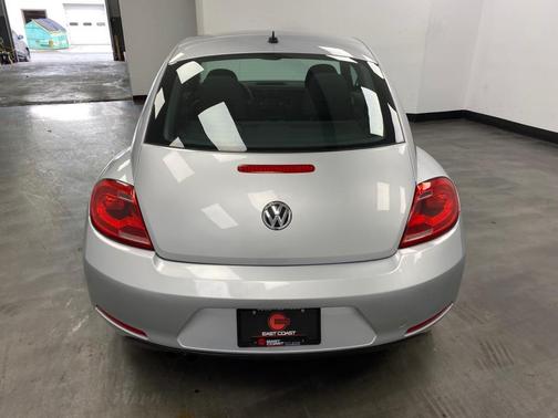 2014 Volkswagen Beetle Auto 1.8T Entry