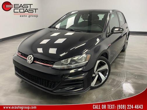 Deep Black Pearl 2020 Volkswagen Golf 1.4T TSI